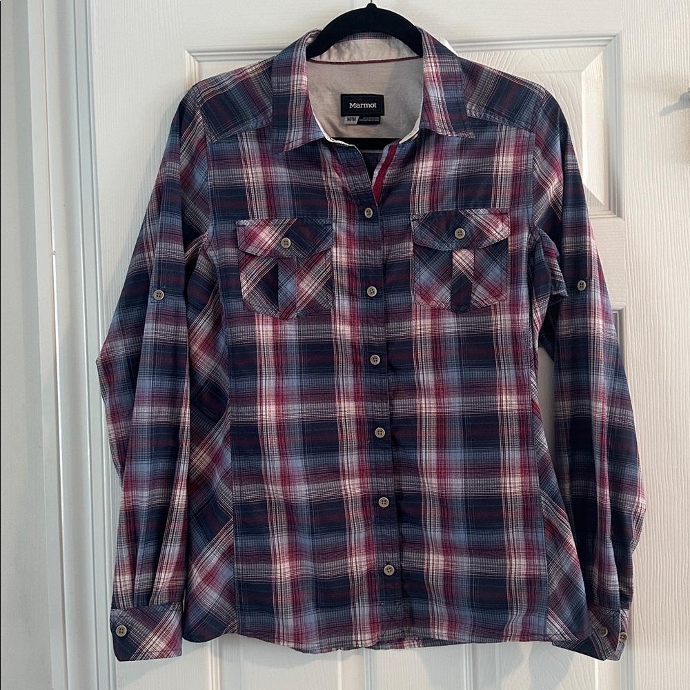Marmot Medium Blue Red White Plaid Lightweight Roll Tab Sleeve Button Up